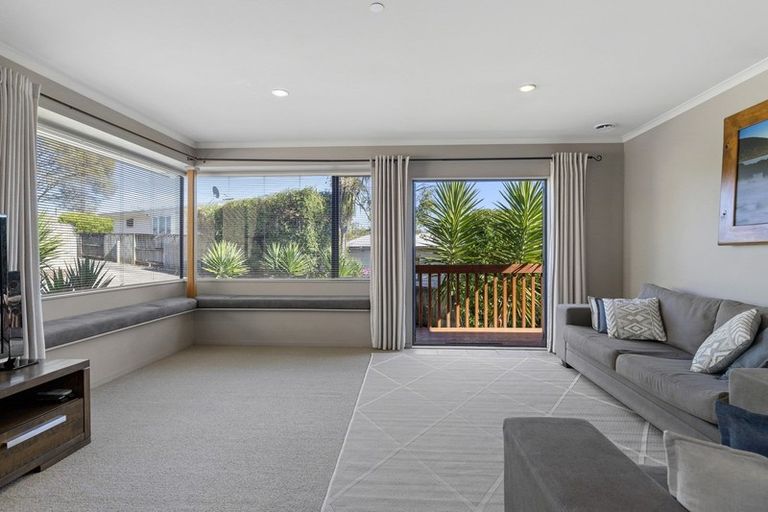 Photo of property in 4a Holden Avenue, Forest Lake, Hamilton, 3200