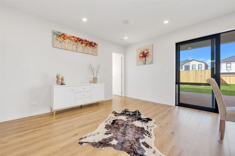 Photo of property in 41 Drumconnell Drive, Flat Bush, Auckland, 2019
