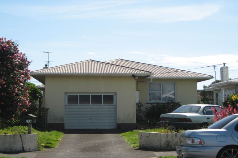Photo of property in 71 Buller Street, New Plymouth, 4312