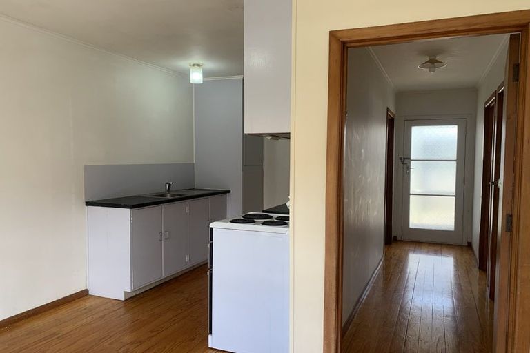 Photo of property in 7a Parker Avenue, New Lynn, Auckland, 0600