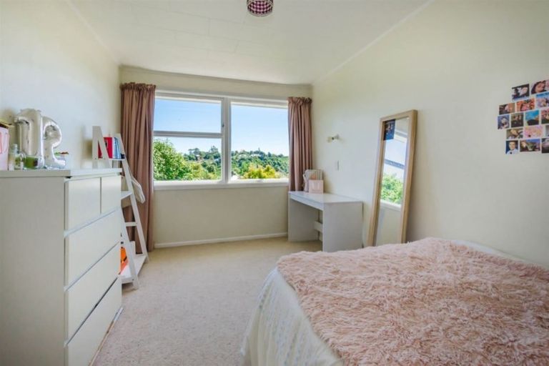 Photo of property in 5 Riwai Street, Paraparaumu, 5032