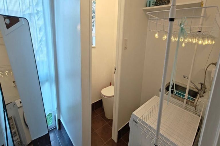 Photo of property in 5 Powell Place, Henderson, Auckland, 0610