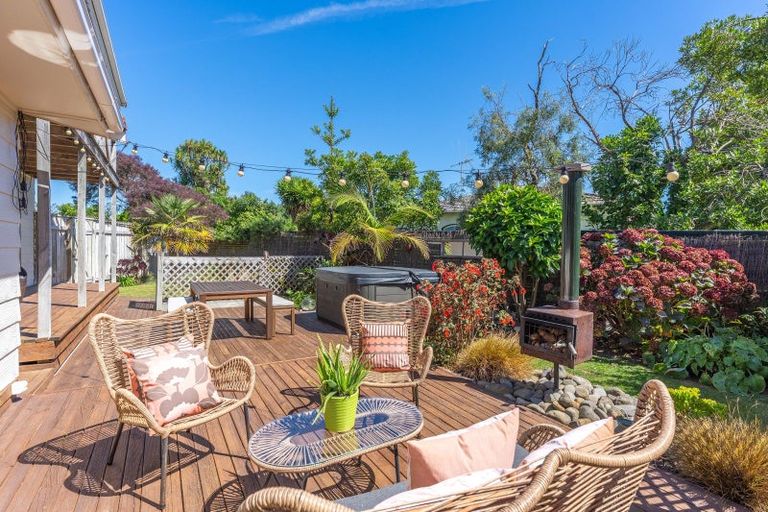 Photo of property in 91 Atkinson Avenue, Otaki Beach, Otaki, 5512