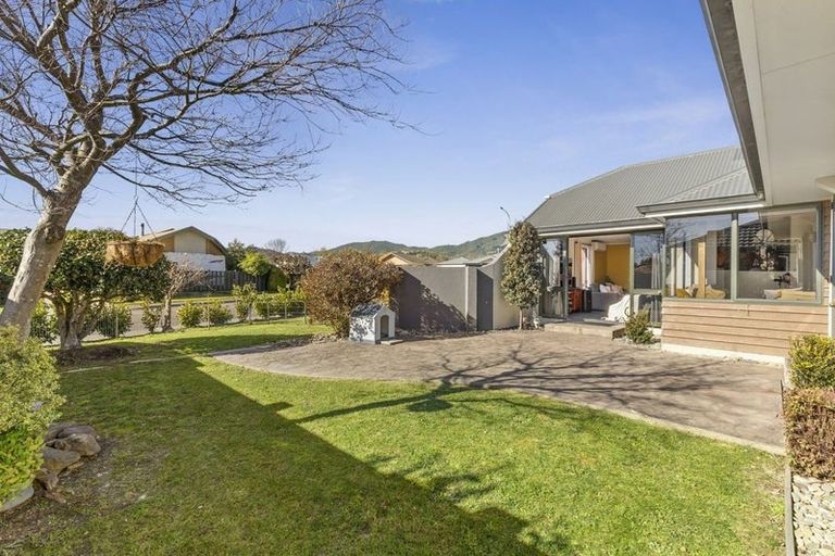 Photo of property in 20 Tyree Drive, Stoke, Nelson, 7011