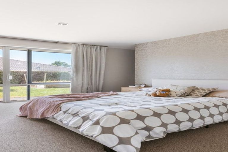 Photo of property in 58 Kayelene Place, Omokoroa, 3114