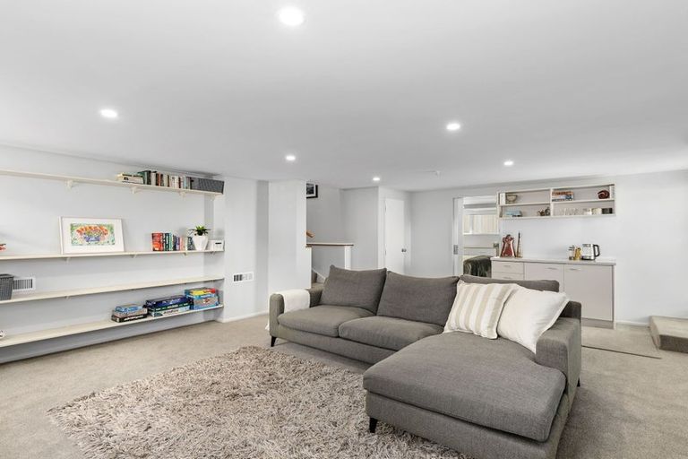 Photo of property in 429 Fergusson Drive, Heretaunga, Upper Hutt, 5018