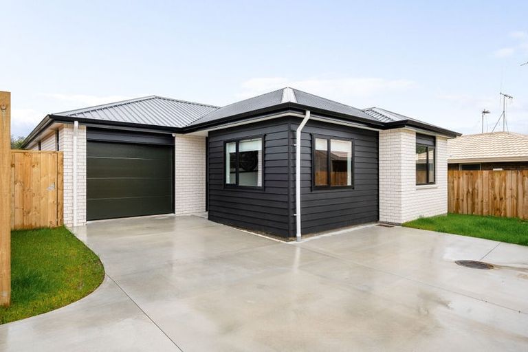 Photo of property in 3/42 Balmerino Crescent, Pukete, Hamilton, 3200