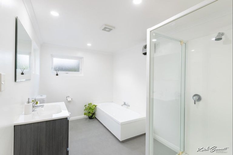 Photo of property in 37 Beth Street, Trentham, Upper Hutt, 5018