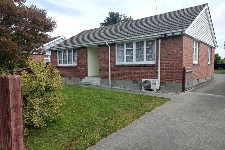 Photo of property in 95 Hoani Street, Northcote, Christchurch, 8052