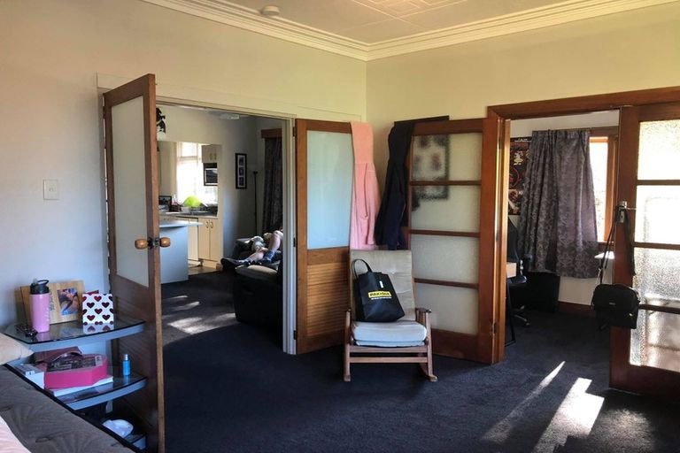 Photo of property in 43 Glen Road, Mornington, Dunedin, 9011