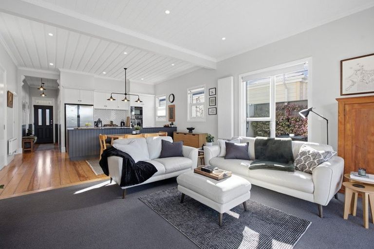Photo of property in 25 Standish Street, Westown, New Plymouth, 4310