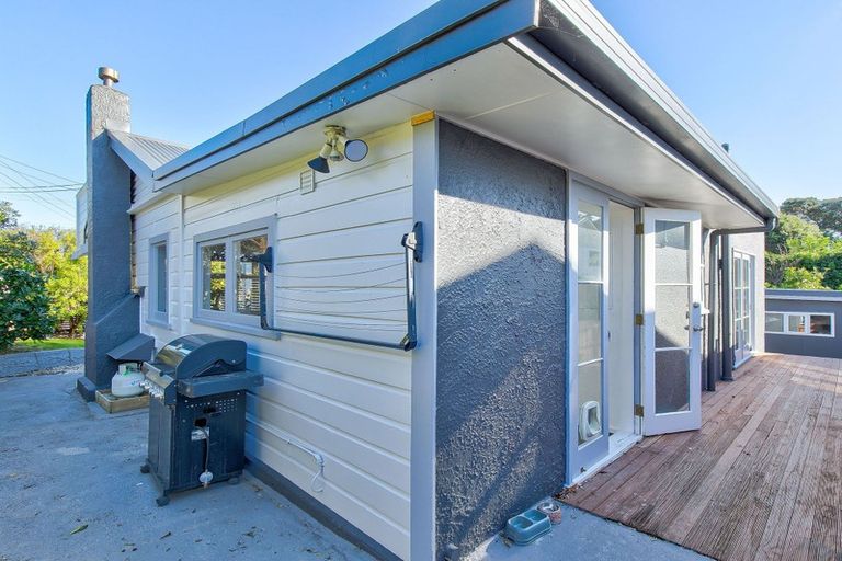 Photo of property in 13 John Street, Titahi Bay, Porirua, 5022