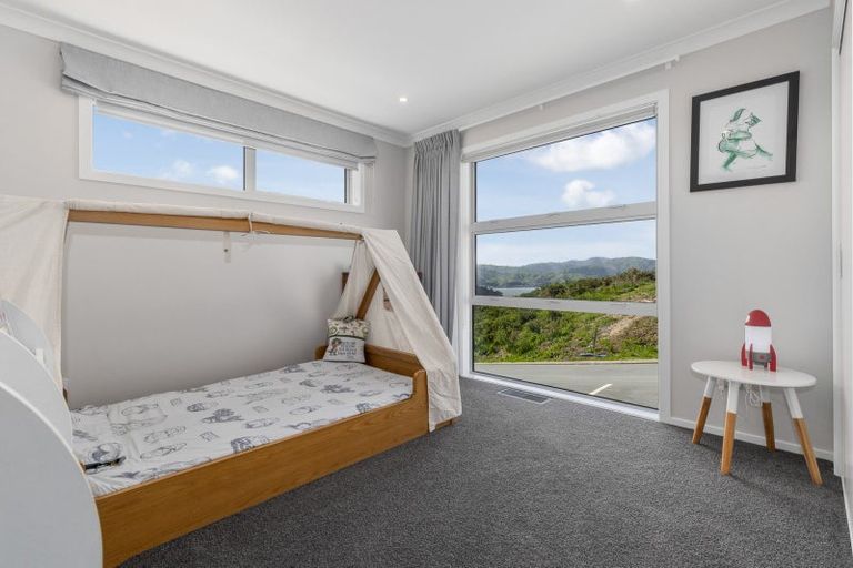 Photo of property in 6 Stunsail Lane, Whitby, Porirua, 5024