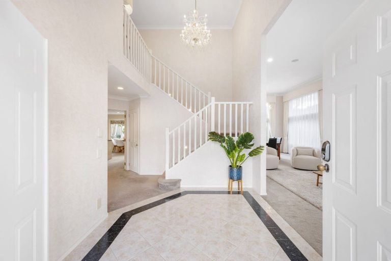 Photo of property in 25 Santa Ana Drive, Dannemora, Auckland, 2016