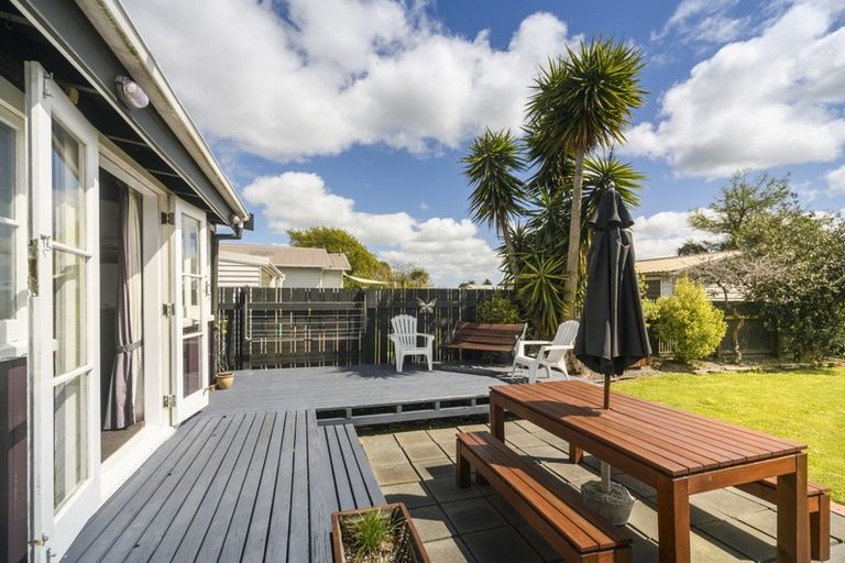 Photo of property in 48 Matipo Street, Takaro, Palmerston North, 4410
