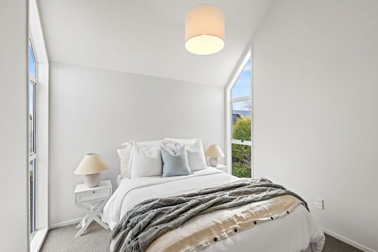 Photo of property in 3/251 Memorial Avenue, Burnside, Christchurch, 8053