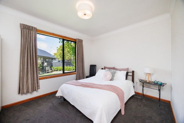 Photo of property in 9 Awatea Terrace, Hokowhitu, Palmerston North, 4410
