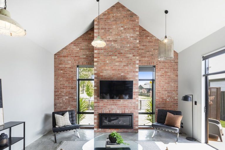 Photo of property in 8 Leyland Lane, Halswell, Christchurch, 8025