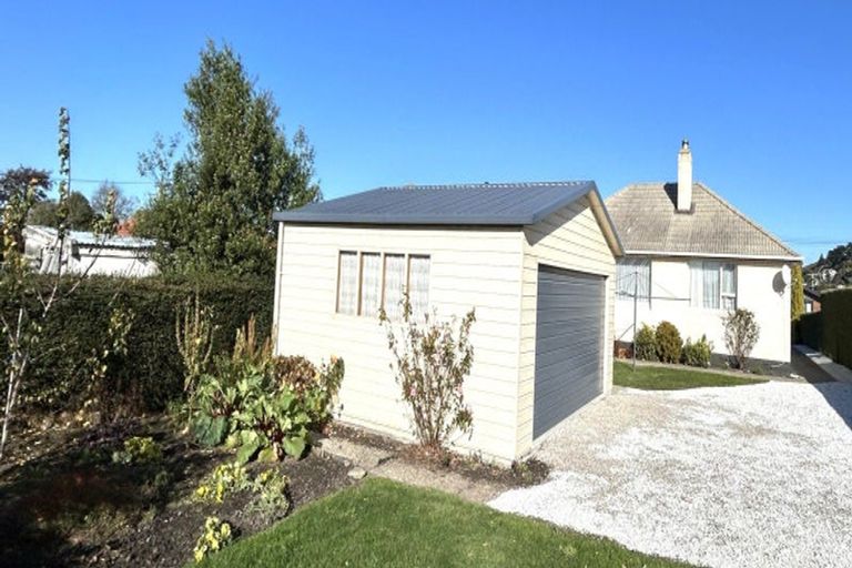 Photo of property in 6 Harlech Street, Oamaru North, Oamaru, 9400