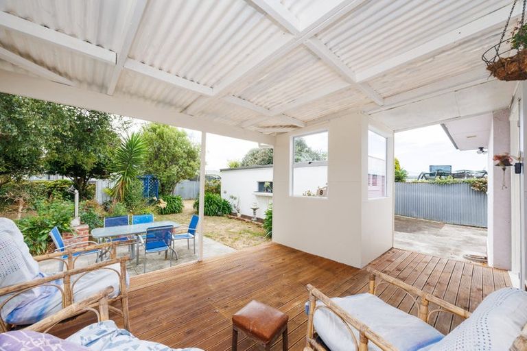 Photo of property in 8 Duff Crescent, Highbury, Palmerston North, 4412