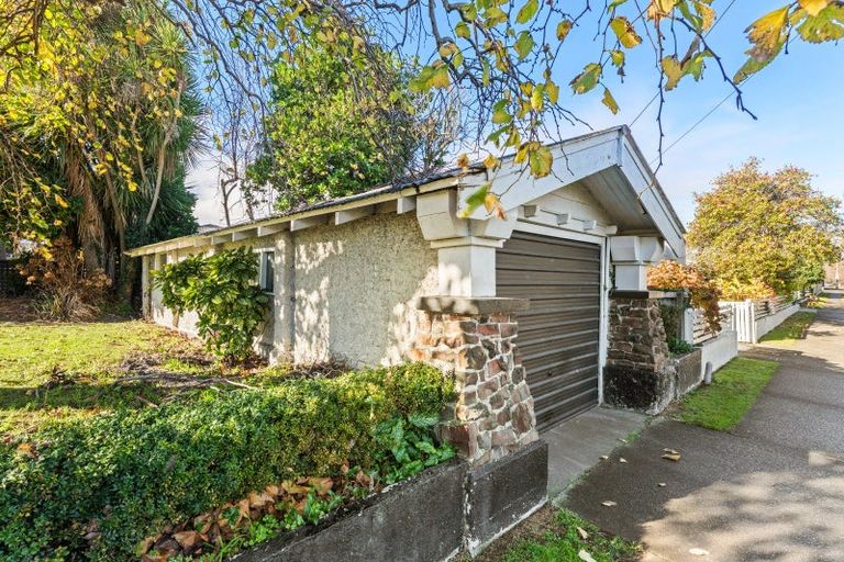 Photo of property in 130 Anzac Parade, Whanganui East, Whanganui, 4500