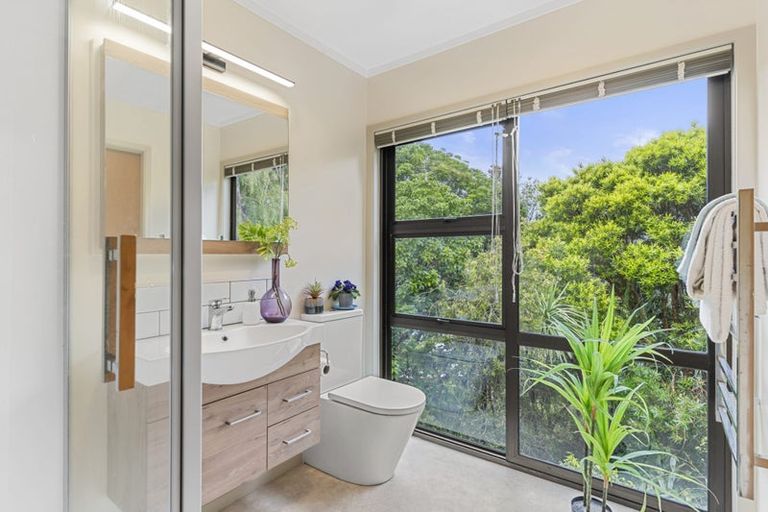 Photo of property in 49 Bellbird Rise, Murrays Bay, Auckland, 0630