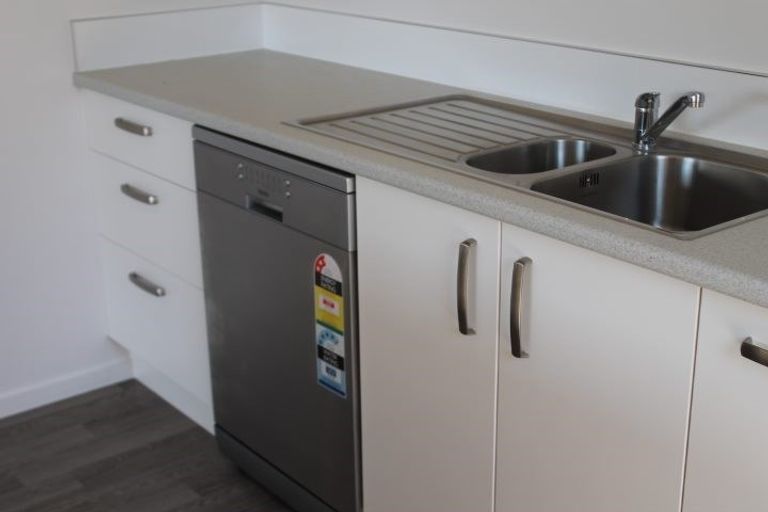 Photo of property in 7/3 Korimako Street, Frankton, Hamilton, 3204