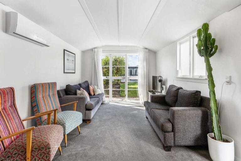 Photo of property in 25 Stevenson Road, Clarks Beach, 2122