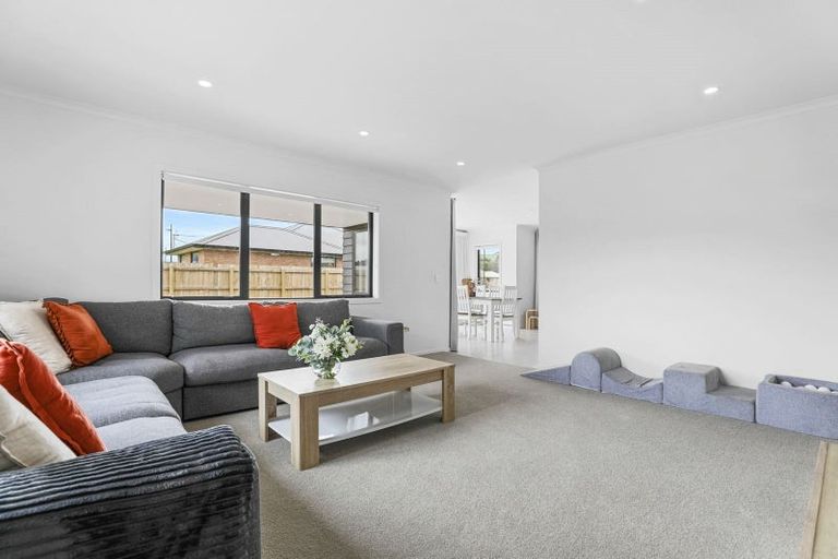 Photo of property in 52 Oakdale Drive, Kinloch, Taupo, 3377