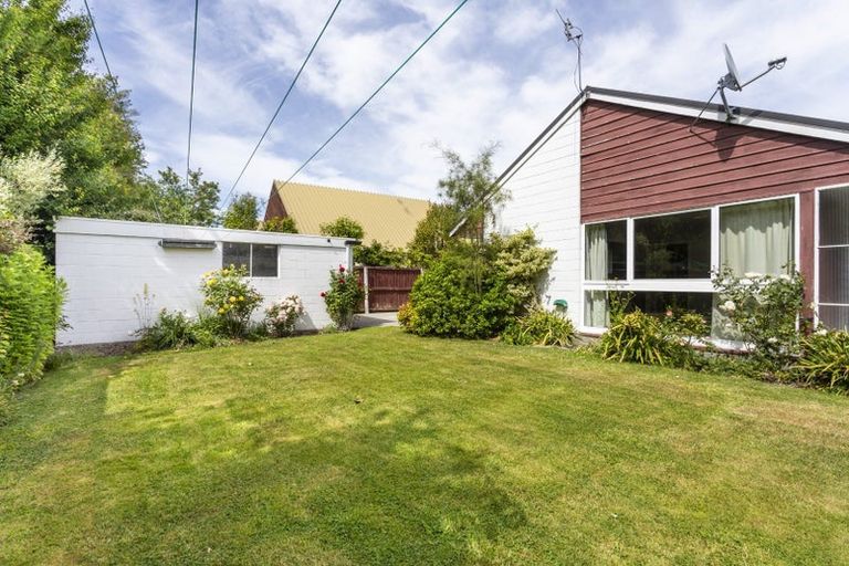 Photo of property in 1/8 Ashfield Place, Ilam, Christchurch, 8041