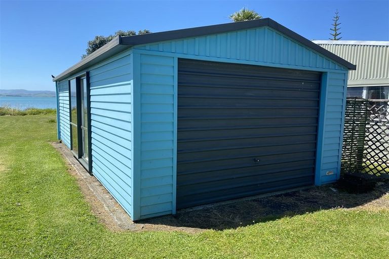 Photo of property in 253 Pouewe Street, Kawhia, 3889