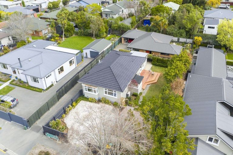 Photo of property in 167 Centaurus Road, Saint Martins, Christchurch, 8022