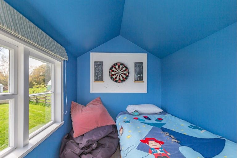 Photo of property in 233 North Manakau Road, Manakau, Levin, 5573