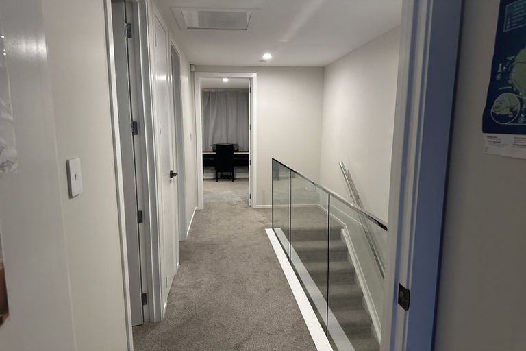 Photo of property in 19 Desalt Drive, Hobsonville, Auckland, 0616