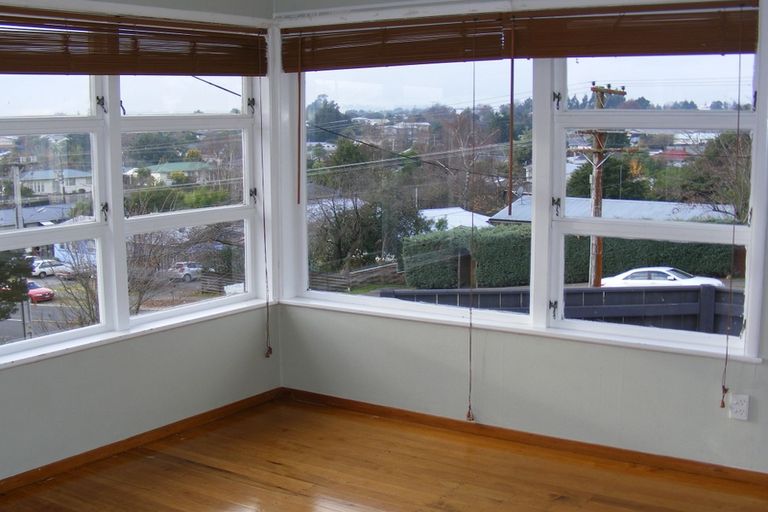Photo of property in 25 Kotare Street, Hilltop, Taupo, 3330
