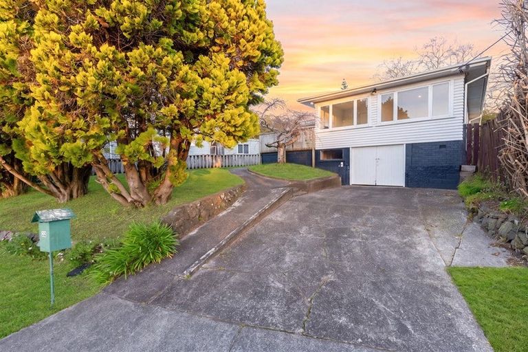 Photo of property in 22 Mcclintock Road, Massey, Auckland, 0614