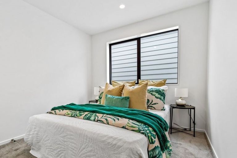 Photo of property in 1c Matakohe Road, Westgate, Auckland, 0814