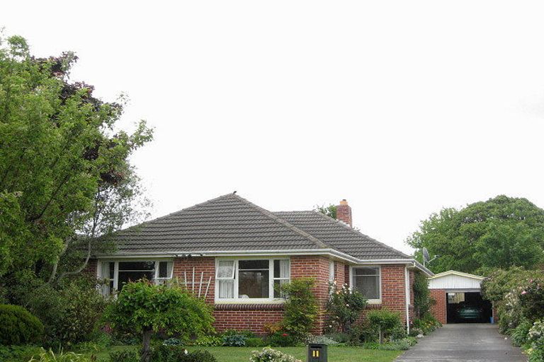 Photo of property in 11 Mottram Street, Redwood, Christchurch, 8051