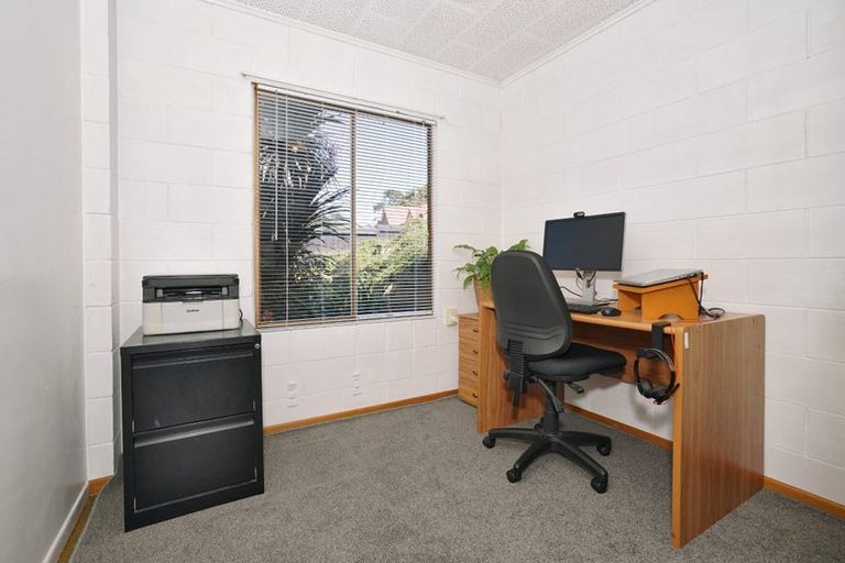 Photo of property in 98 Howell Avenue, Riverlea, Hamilton, 3216
