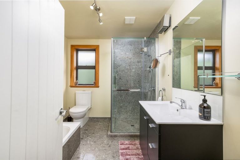 Photo of property in 18 Maclean Street, Glenavy, Waimate, 7980