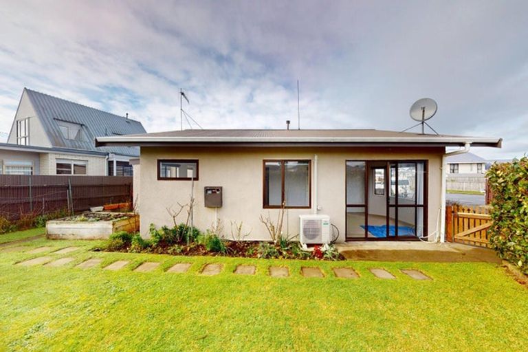 Photo of property in 10 Essex Place, Springvale, Whanganui, 4501