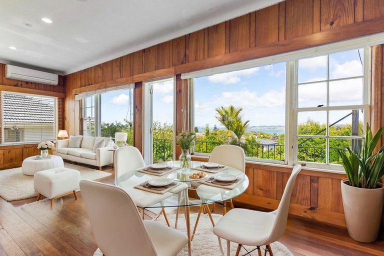 Photo of property in 57 Parkhill Road, Mellons Bay, Auckland, 2014