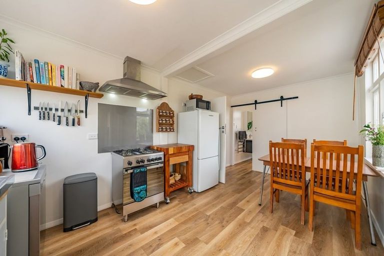 Photo of property in 9 East Street, Petone, Lower Hutt, 5012