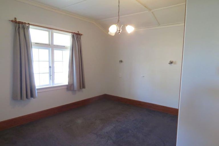 Photo of property in 83 Mangorei Road, Strandon, New Plymouth, 4312