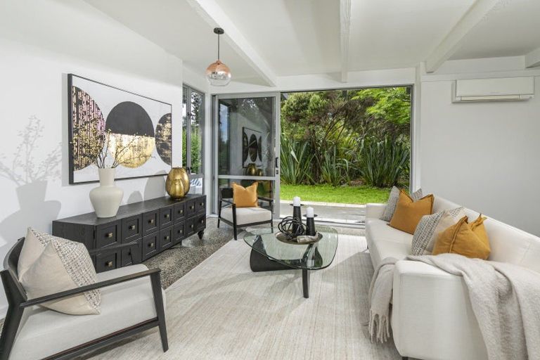 Photo of property in 106 Sanders Road, Paremoremo, Albany, 0793