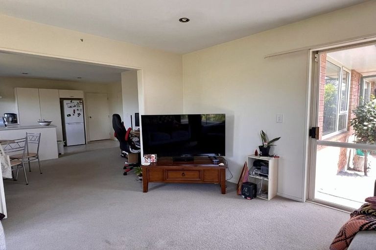 Photo of property in 1/23 Lansbury Avenue, Strowan, Christchurch, 8052