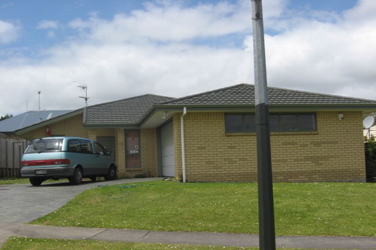 Photo of property in 22 Bellville Drive, Clendon Park, Auckland, 2103