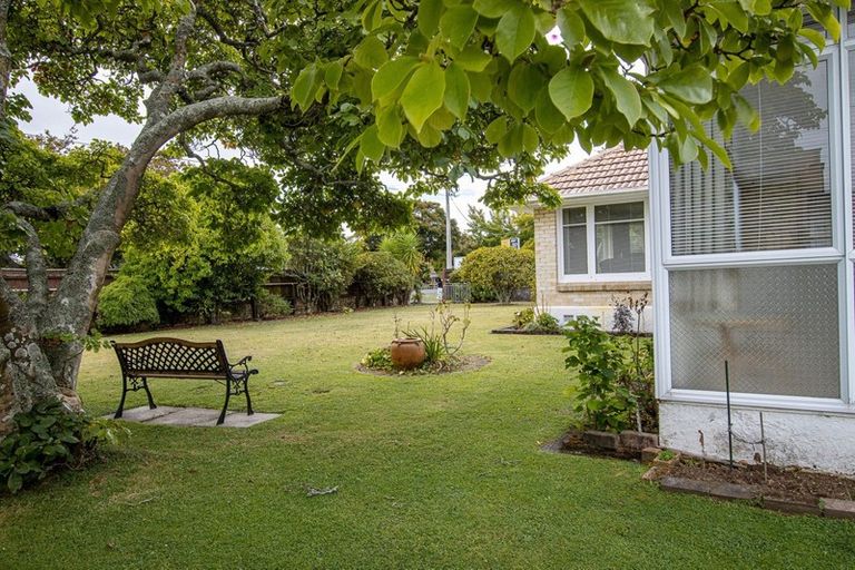 Photo of property in 59 Hamilton Road, Cambridge, 3434