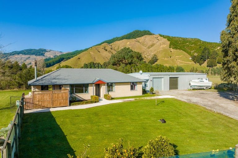 Photo of property in 38 Kenningtons Road, Okaramio, Havelock, 7178