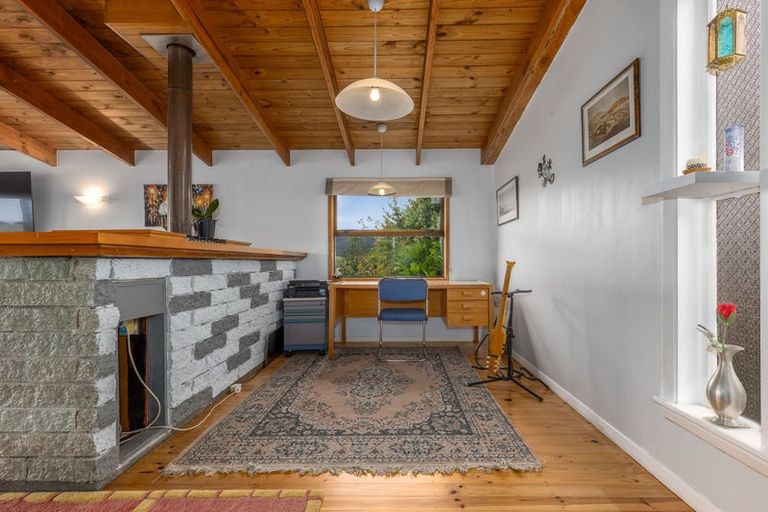 Photo of property in 5 Miro Road, Raumati South, Paraparaumu, 5032